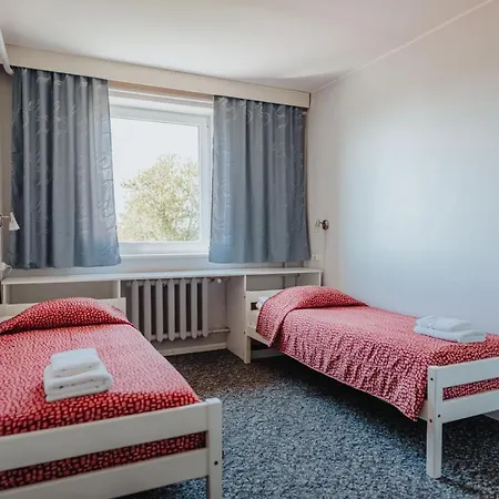 Hotell Staadioni *