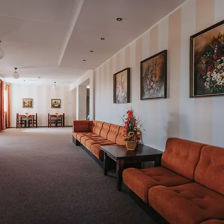 Staadioni Hotel Kuressaare