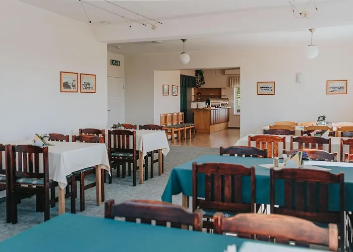 Staadioni Szálloda *