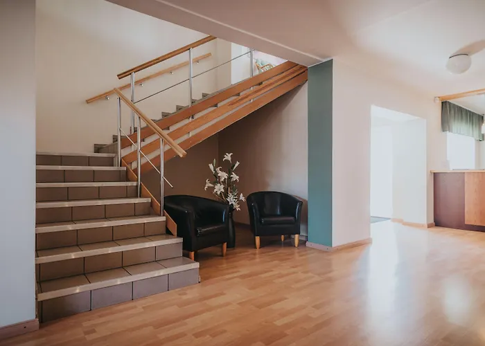 Hotel Staadioni Kuressaare